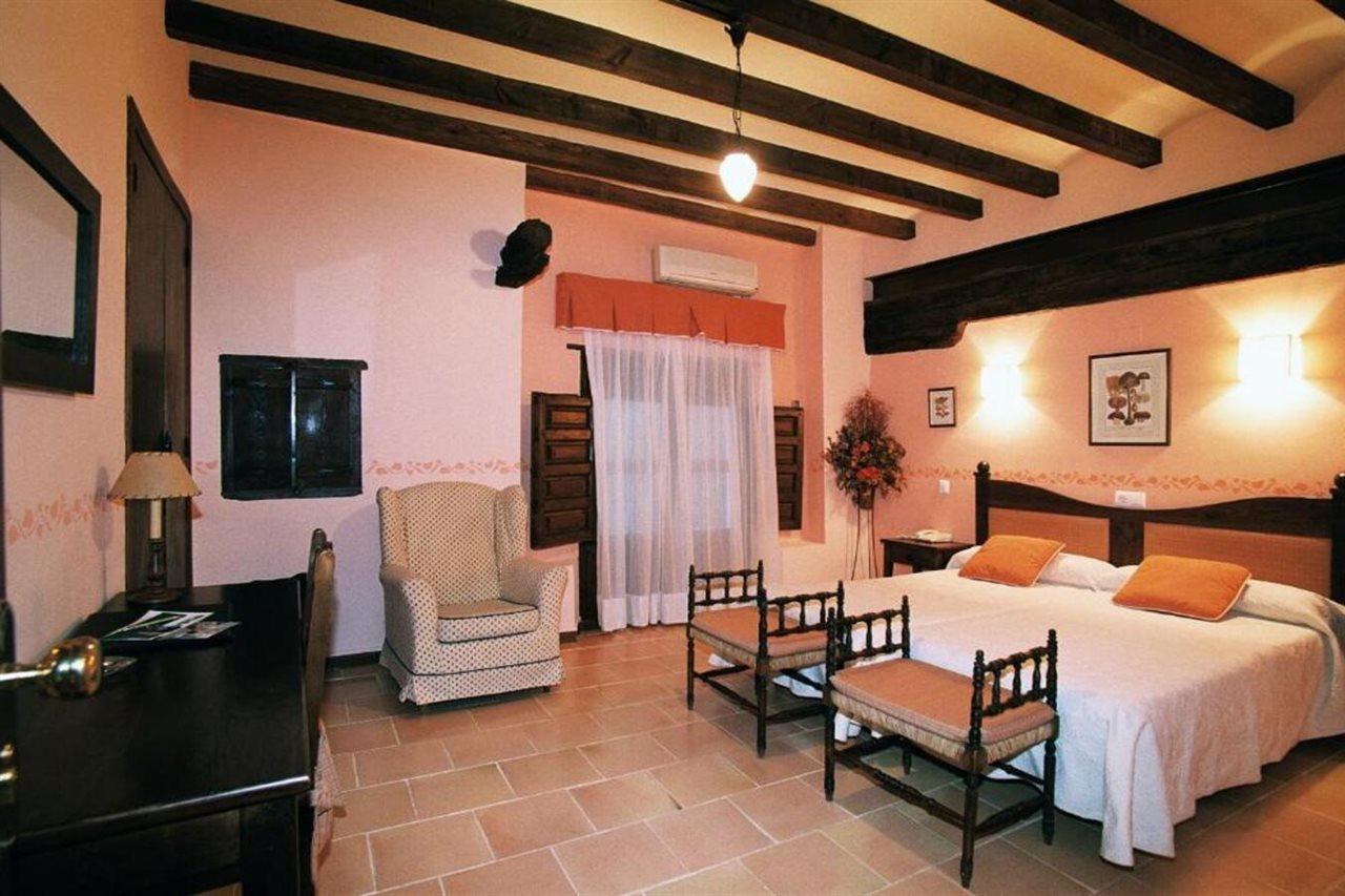 Hospederia Meson De La Dolores Calatayud Exterior foto
