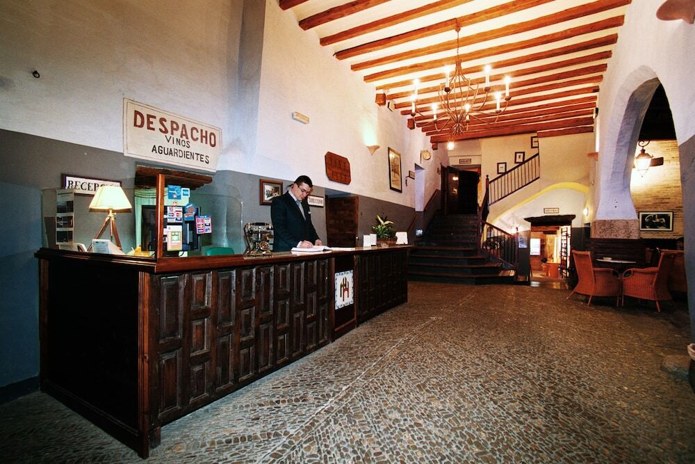 Hospederia Meson De La Dolores Calatayud Exterior foto